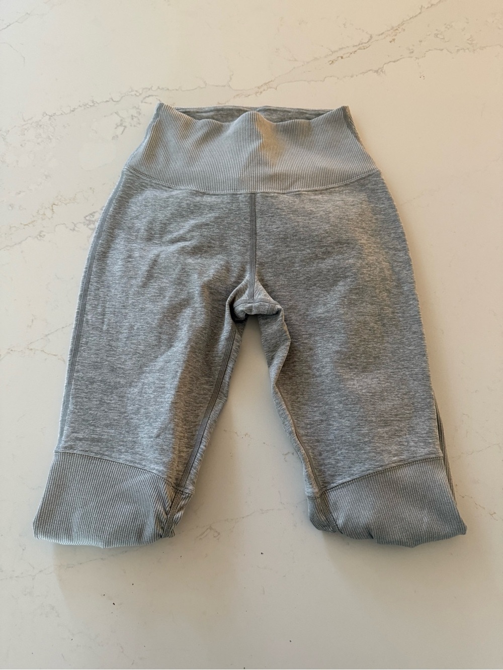 ALO Yoga Light Gray Ruched Leggings (models color is different, see my photos) - Picture 3 of 6